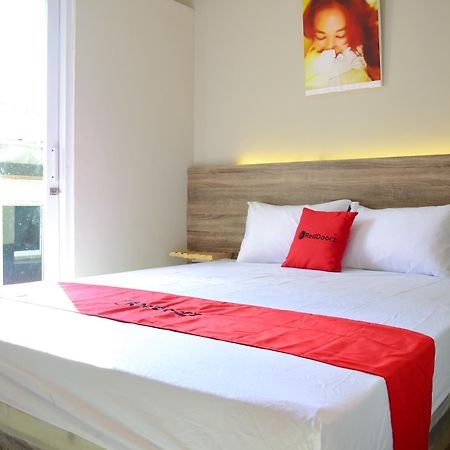 Hotel Reddoorz Near Mangga Dua Square Yakarta Exterior foto