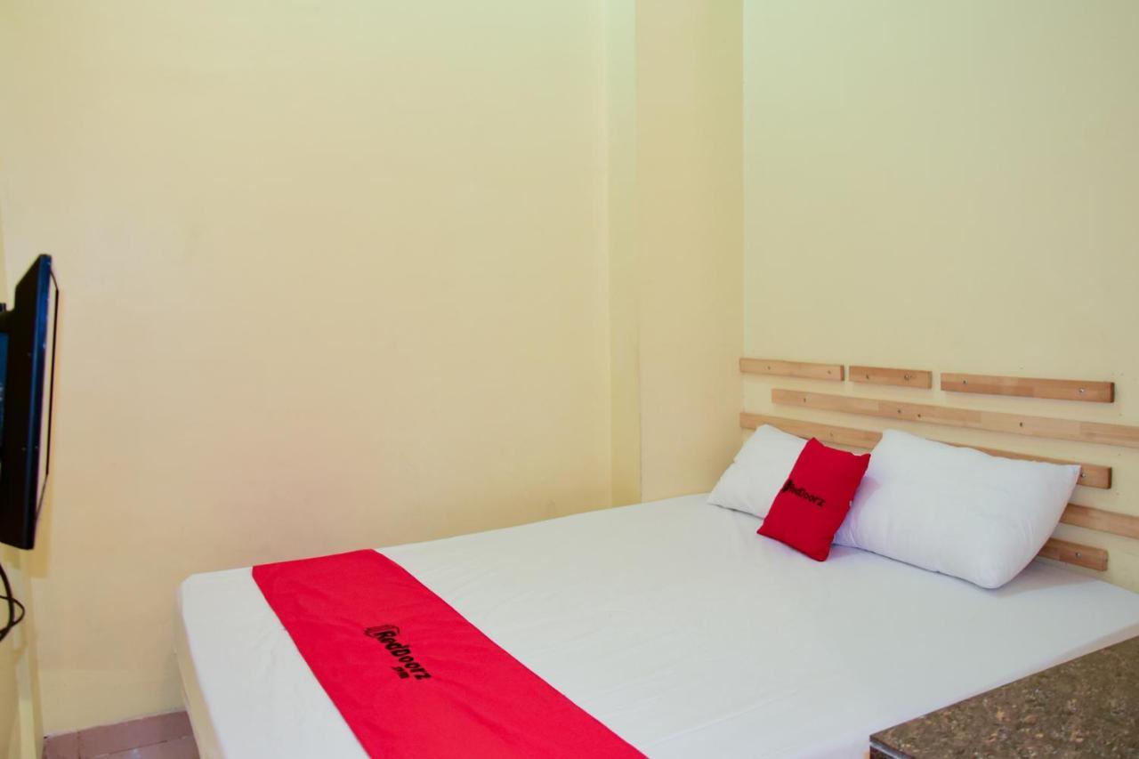 Hotel Reddoorz Near Mangga Dua Square Yakarta Exterior foto